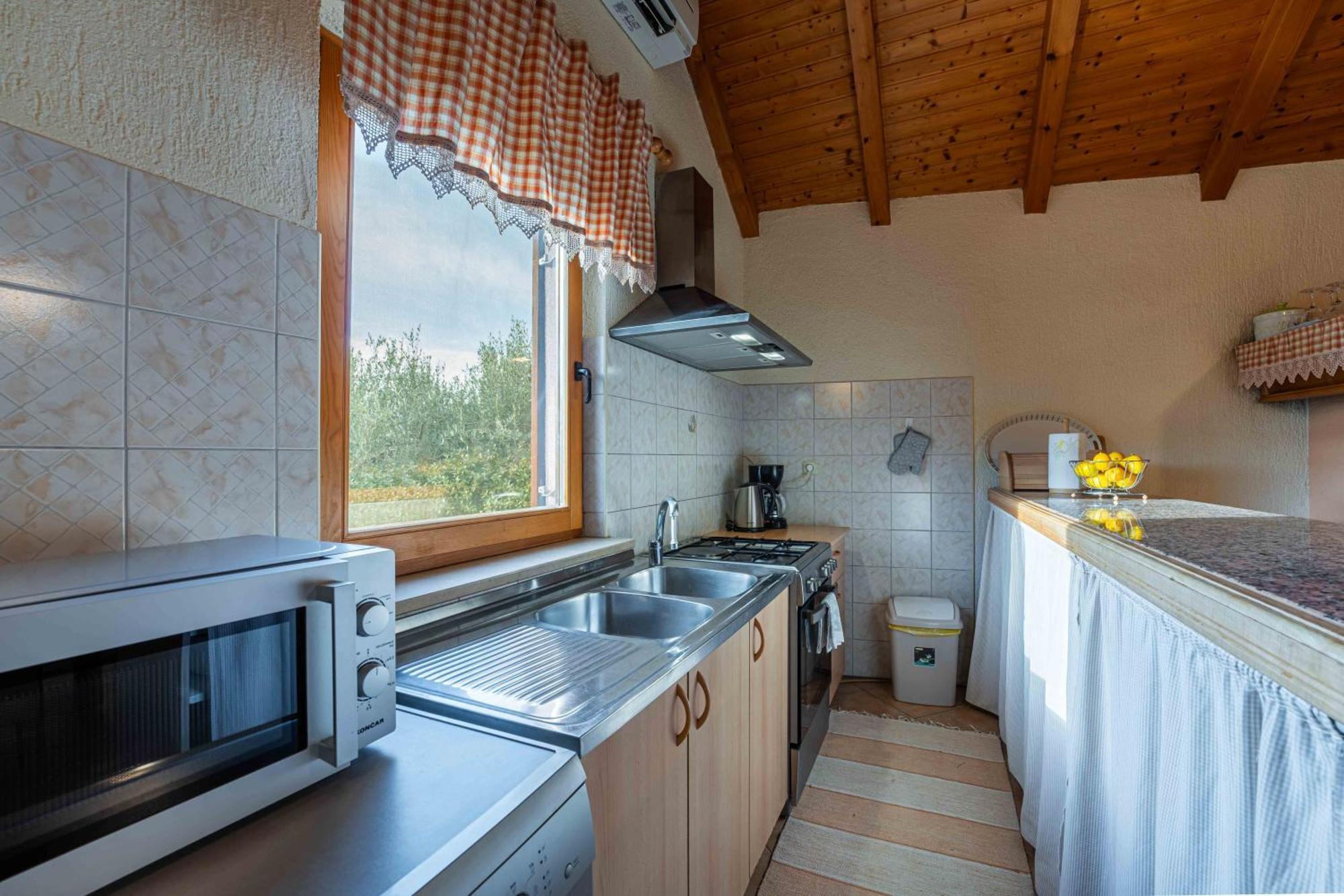 Garden House Kablar Ferienhaus Pula