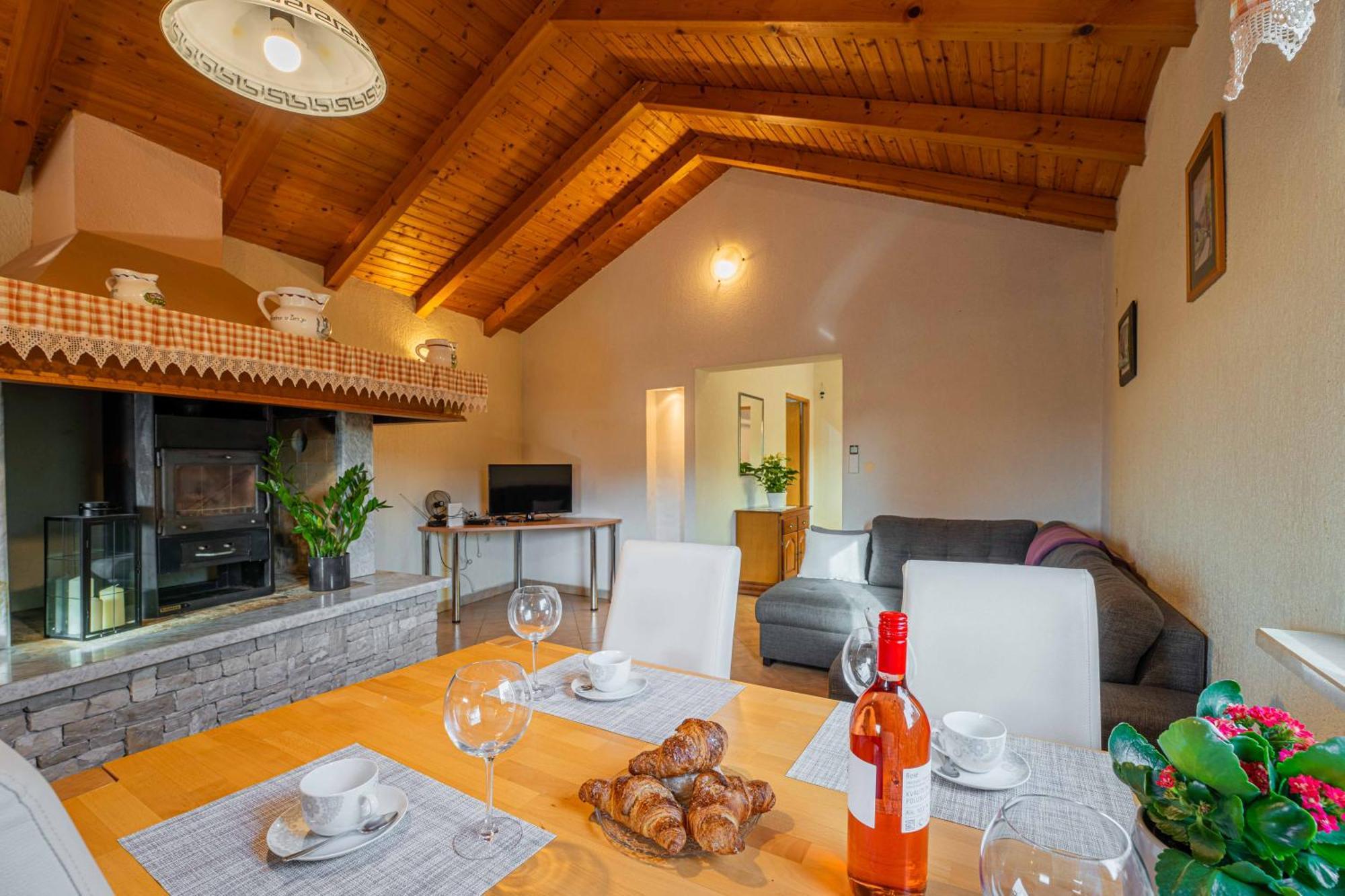 Ferienhaus Garden House Kablar