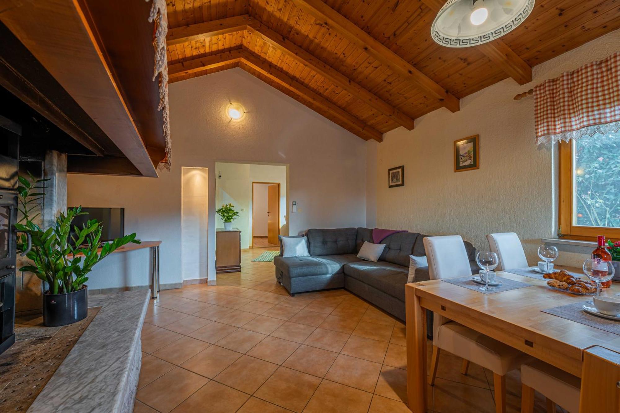 Garden House Kablar